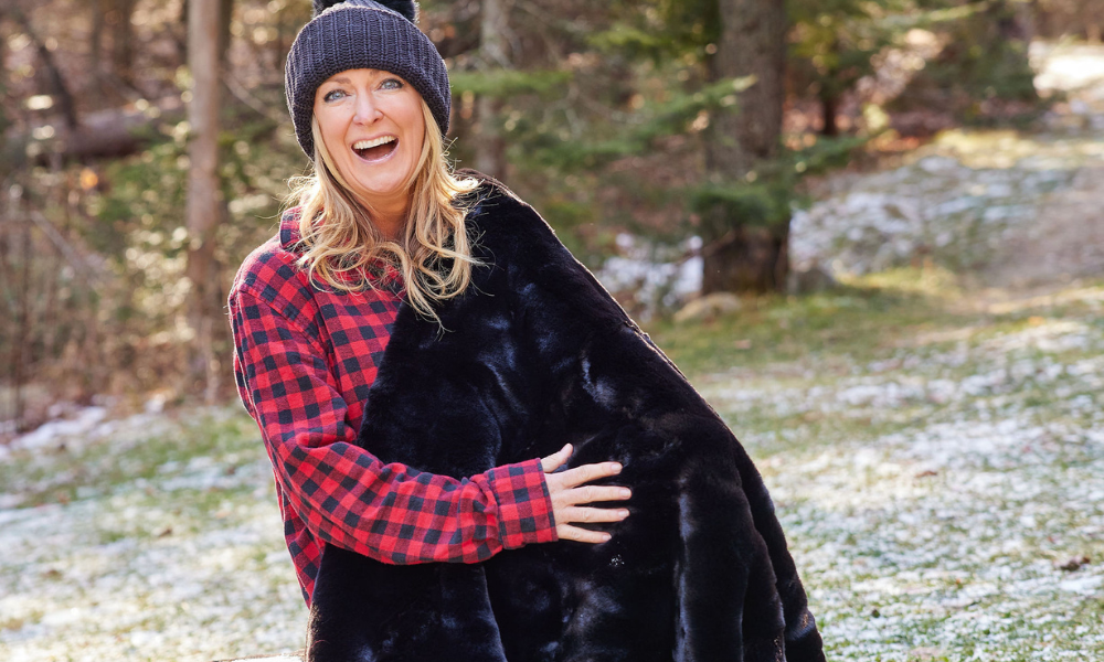 Why You Need a Waterproof Blanket This Winter