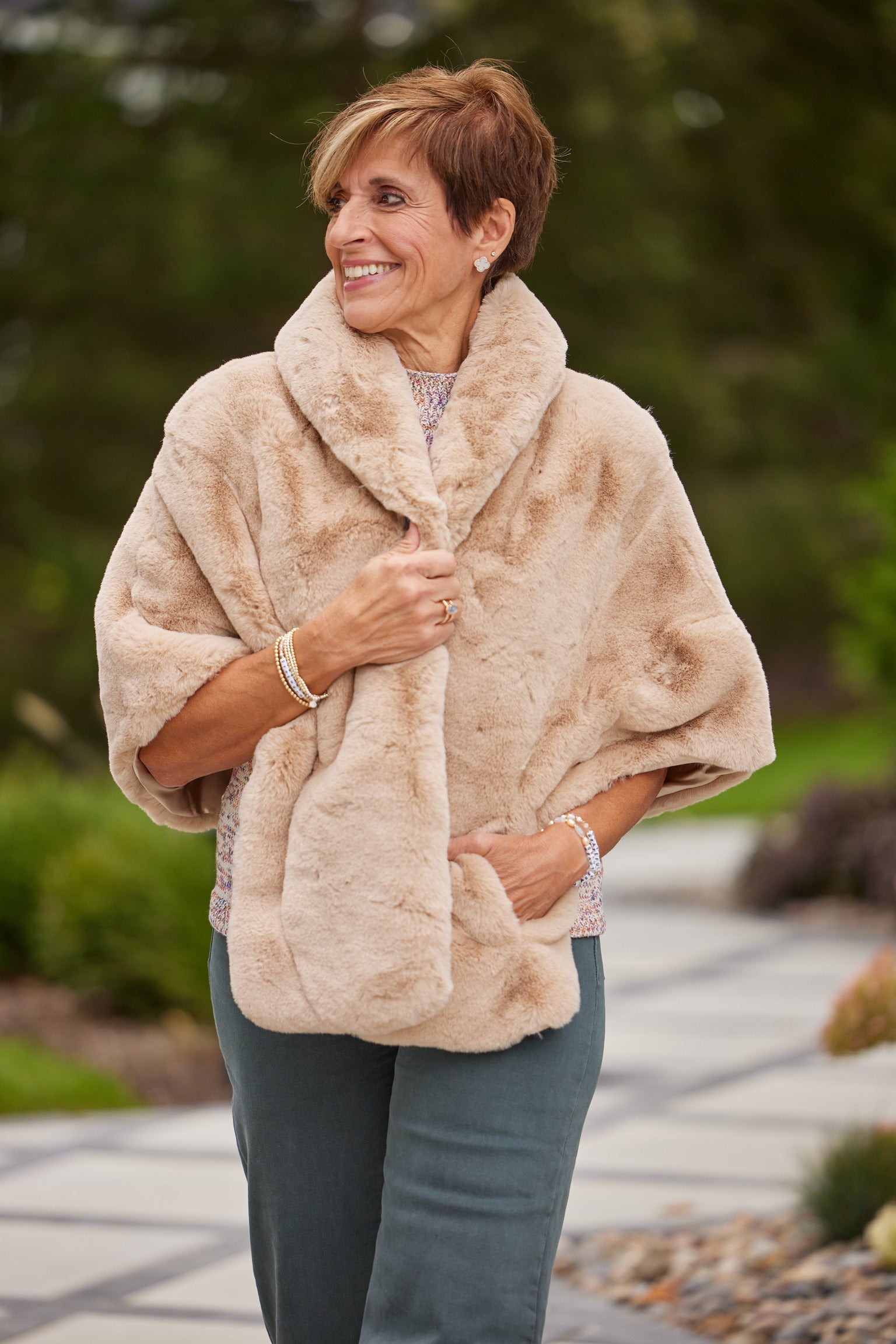 Collins Capelet