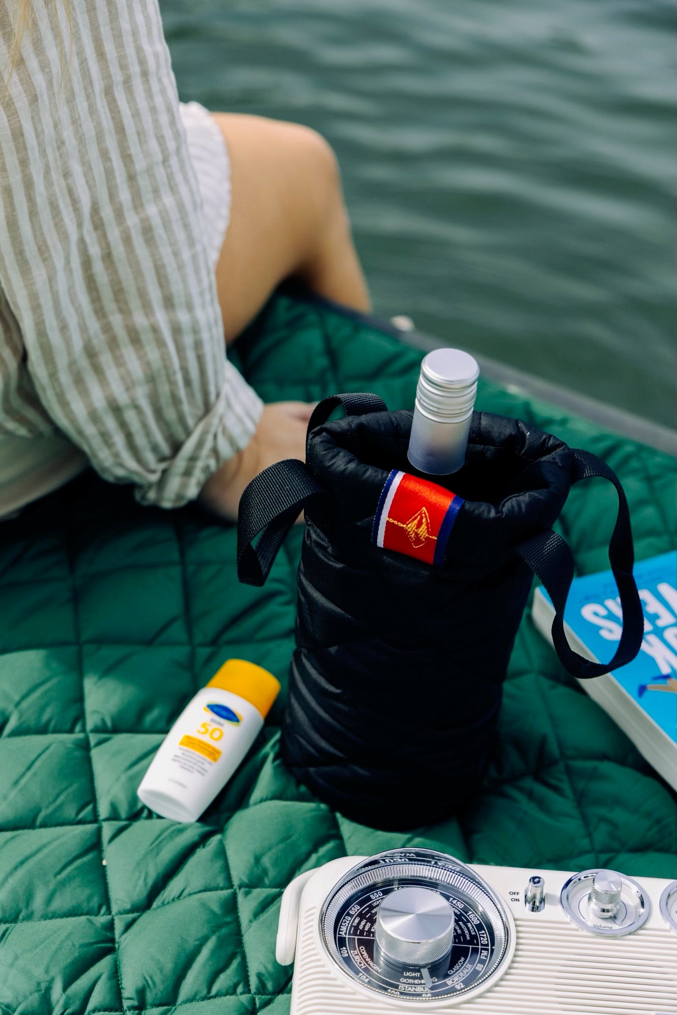 Puffer Wine Tote