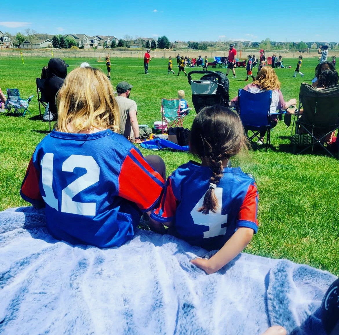 Waterproof Windproof Large Outdoor Blanket | Pretty Rugged