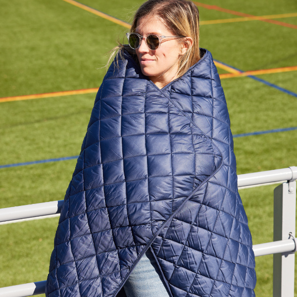 puffer blanket windproof waterproof stadium blanket game day pretty rugged