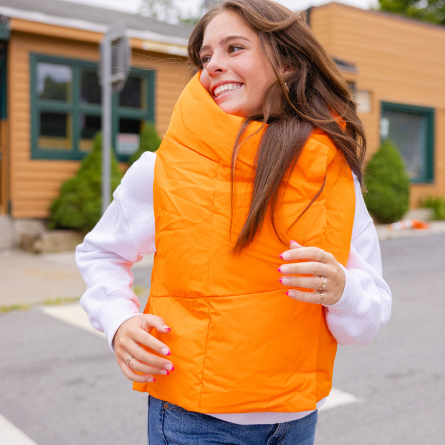 Windproof waterproof puffy vest all season pretty rugged